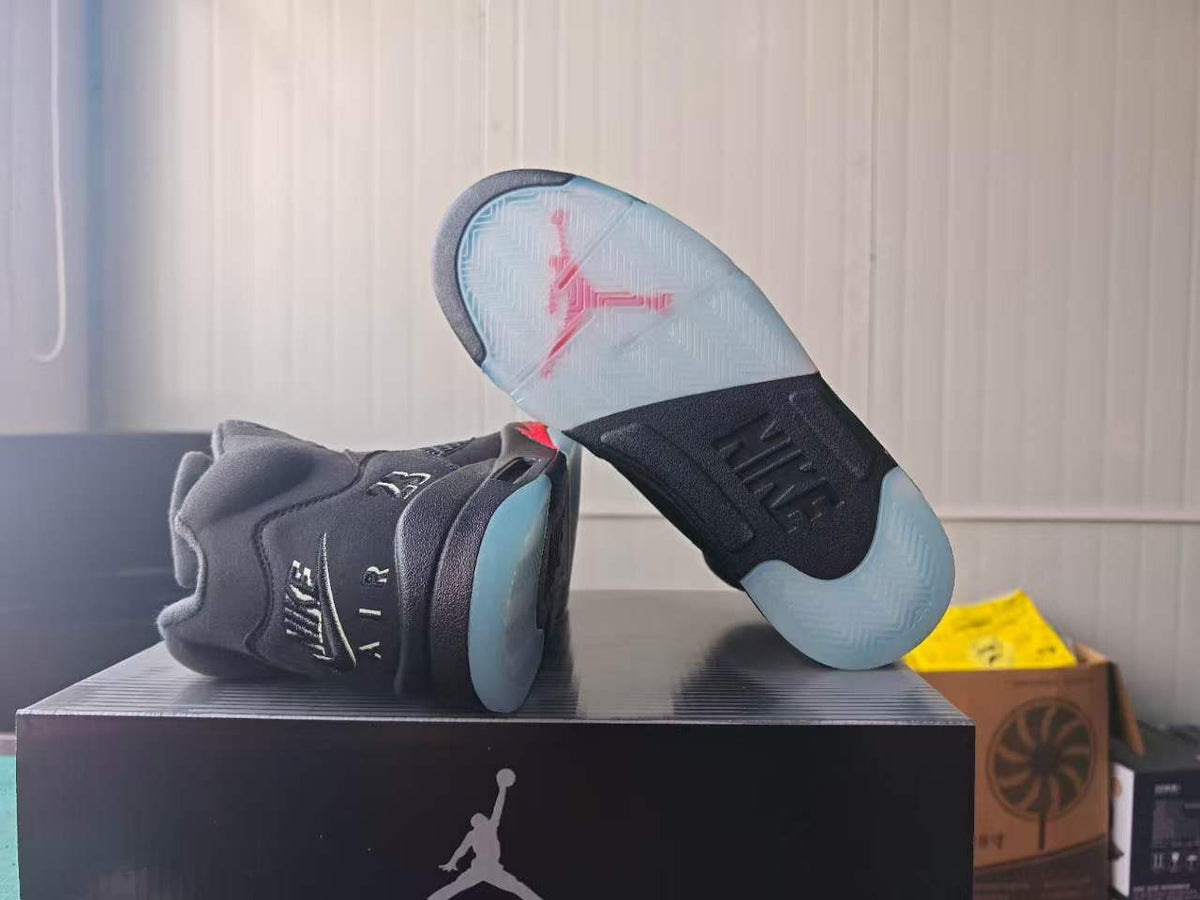 Air Jordan 5 Retro 'Halloween' (2026)