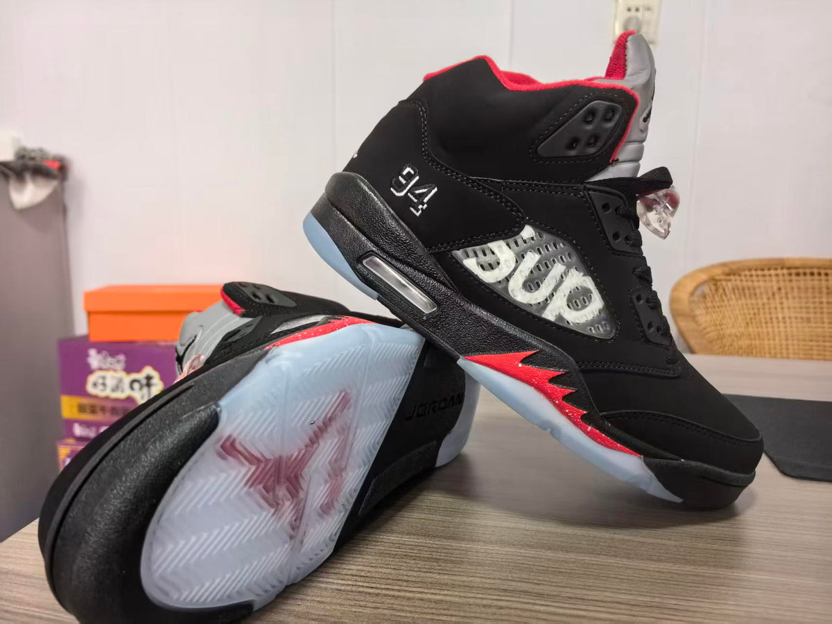 Air Jordan 5 Retro Supreme 'Black'