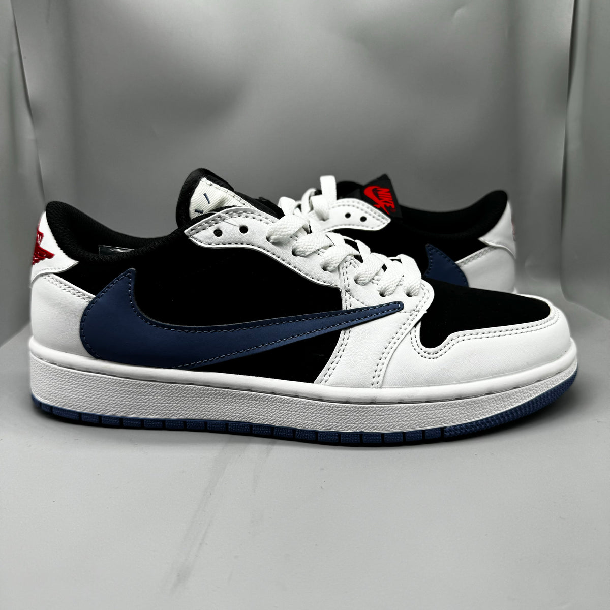 Air Jordan 1 Low 'Black / University Blue / White'