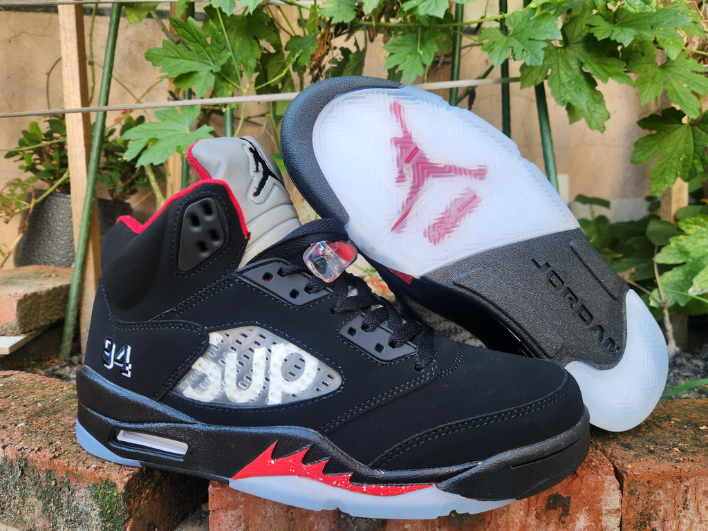 Air Jordan 5 Retro x Supreme 'Black' (2015)