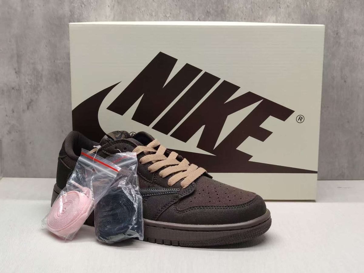 Travis Scott x Air Jordan 1 Retro Low OG SP 'Velvet Brown'