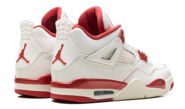 Air Jordan 4 Retro (WMNS) 'Valentine's Day'