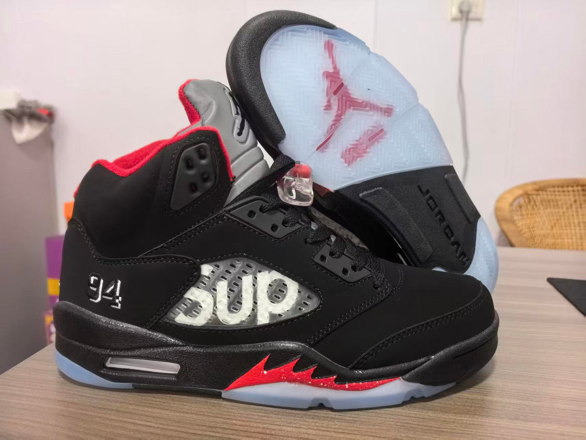 Air Jordan 5 Retro Supreme 'Black'
