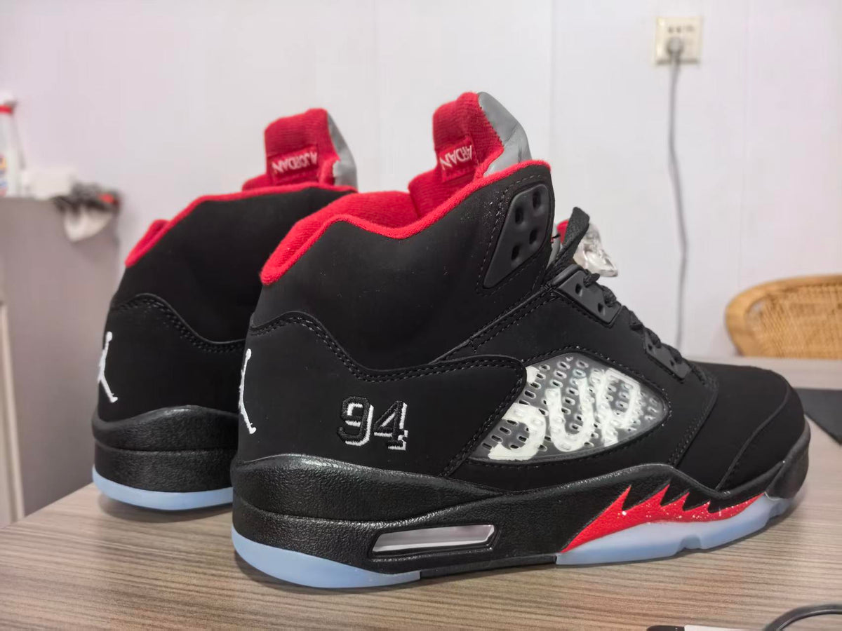 Air Jordan 5 Retro Supreme 'Black'