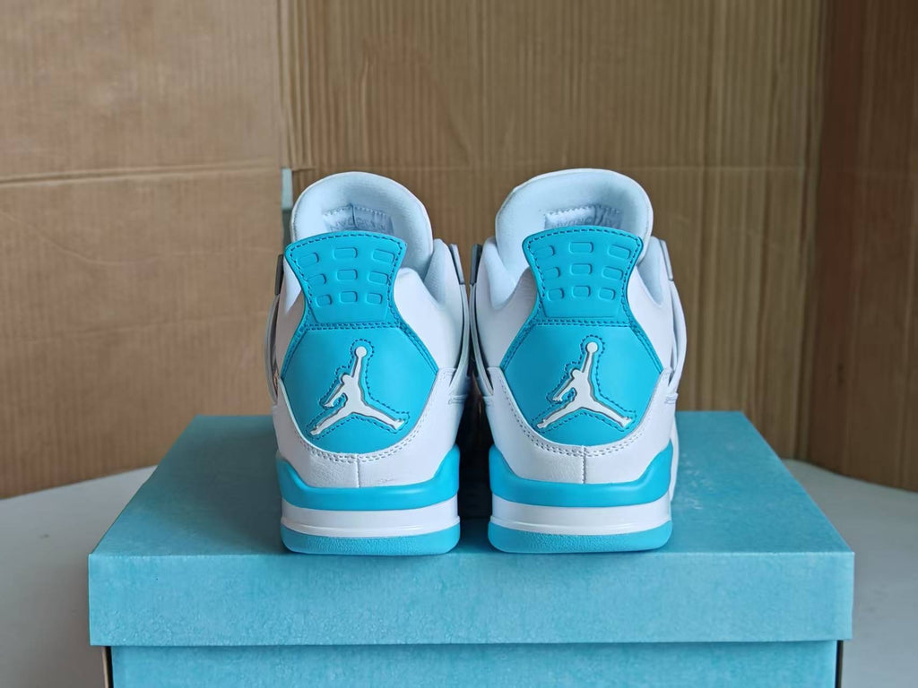 Air Jordan 4 Retro 'Cyan'