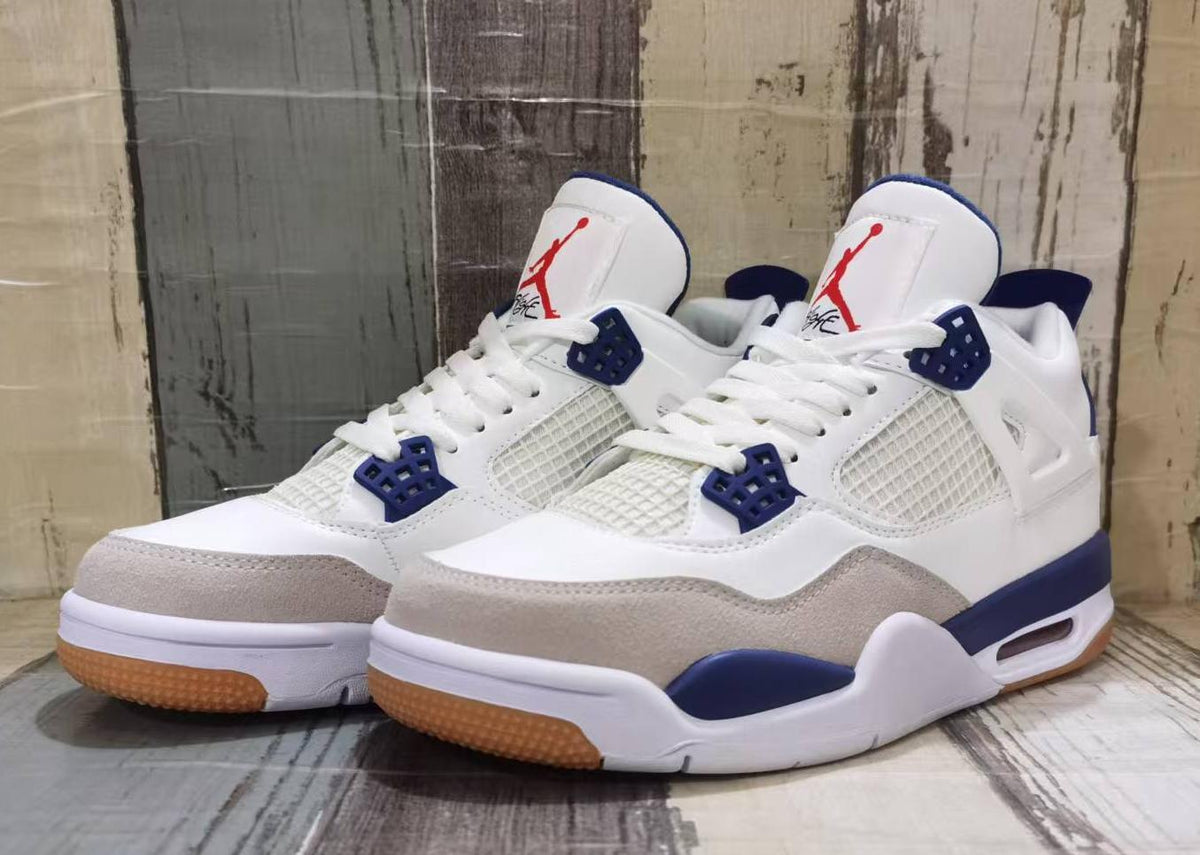 Air Jordan 4 Retro 'Military Blue' 2024
