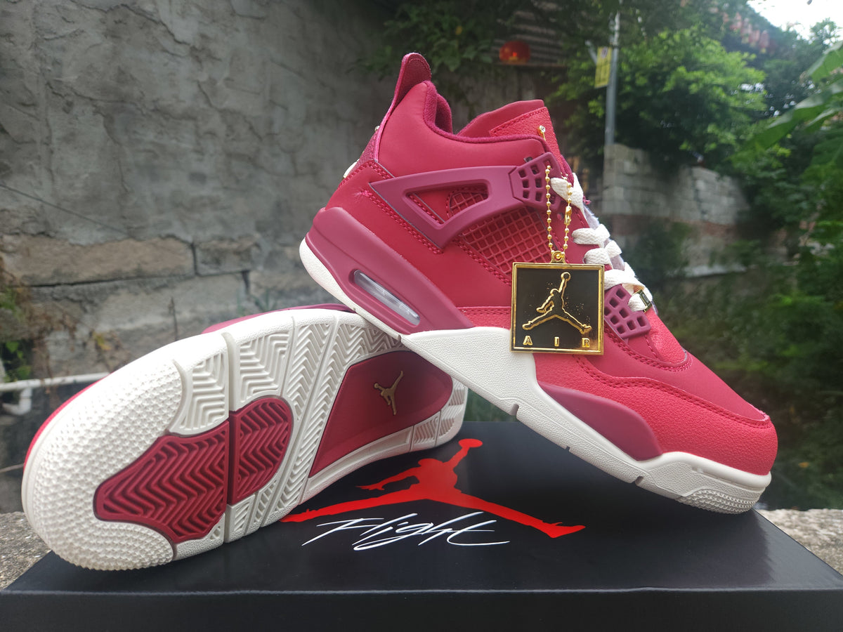 Air Jordan 4 Retro