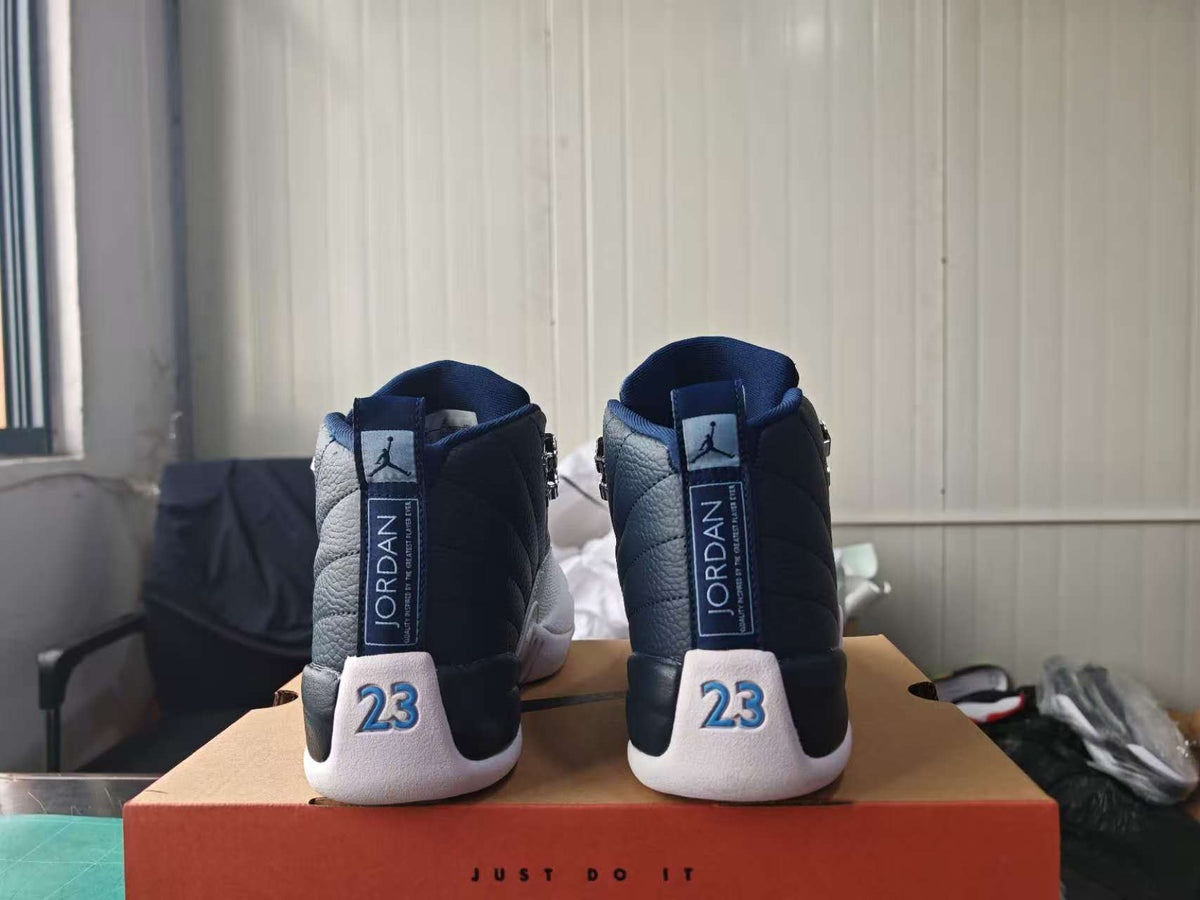 Air Jordan 12 OG 'Obsidian' (1997)