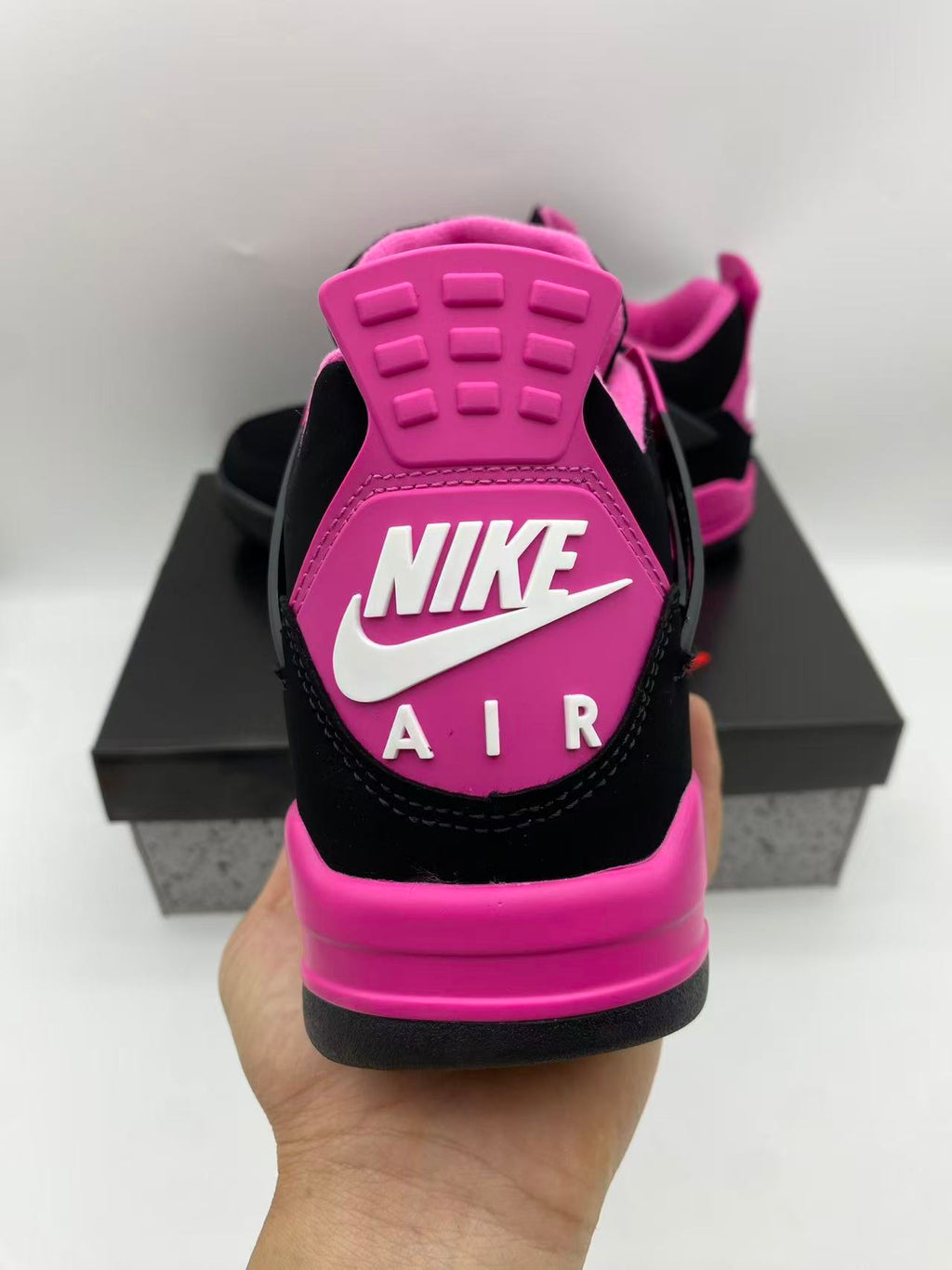Air Jordan 4 Retro 'Vivid Pink'