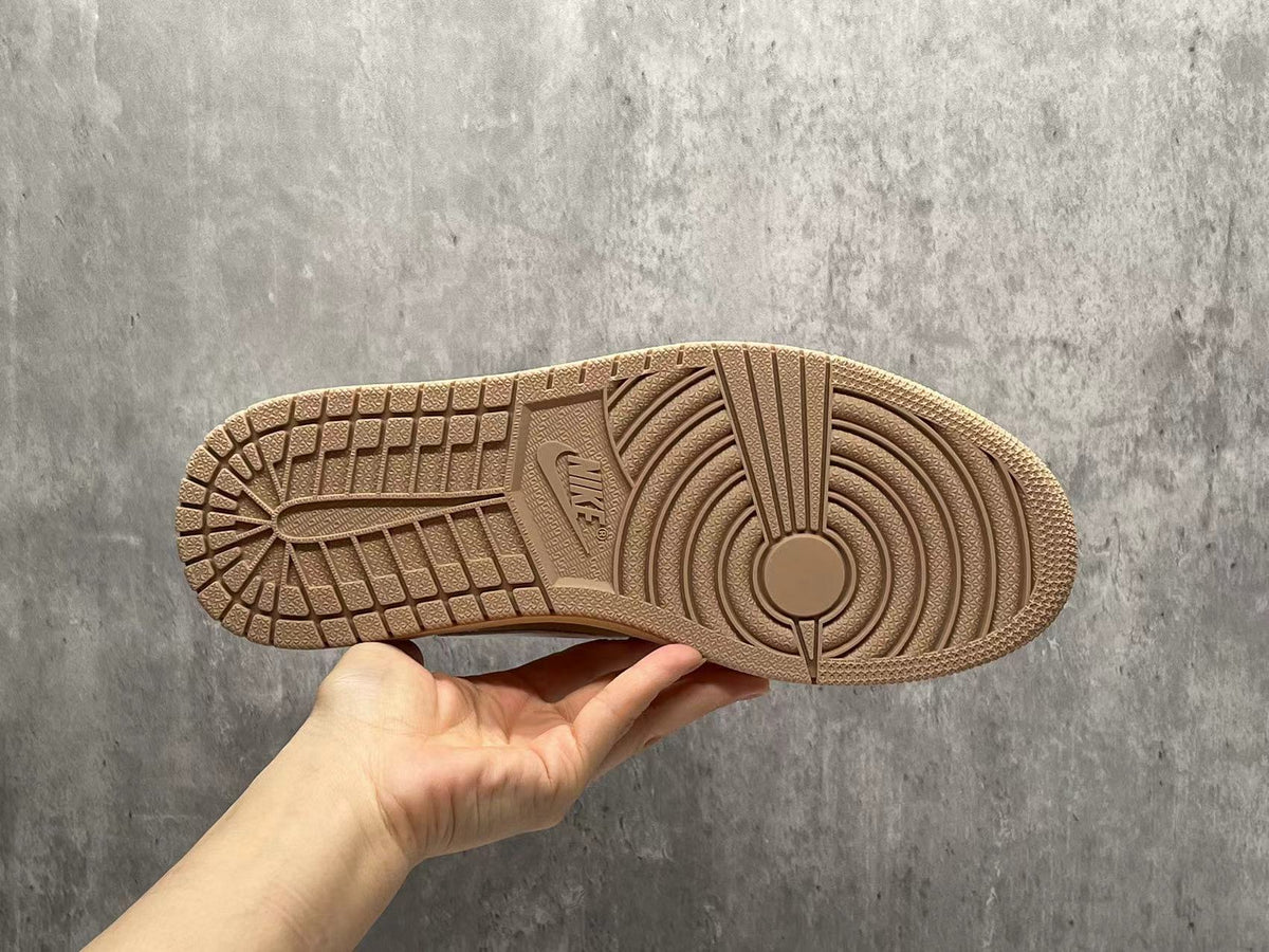 Air Jordan 1 Low 'Archaeo Brown / White' – Women's