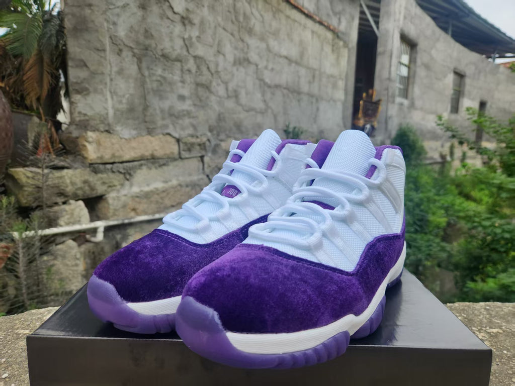 Air Jordan 11 Retro 'White Royal Purple' (Custom)