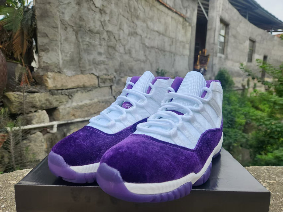 Air Jordan 11 Retro 'White Royal Purple' (Custom)