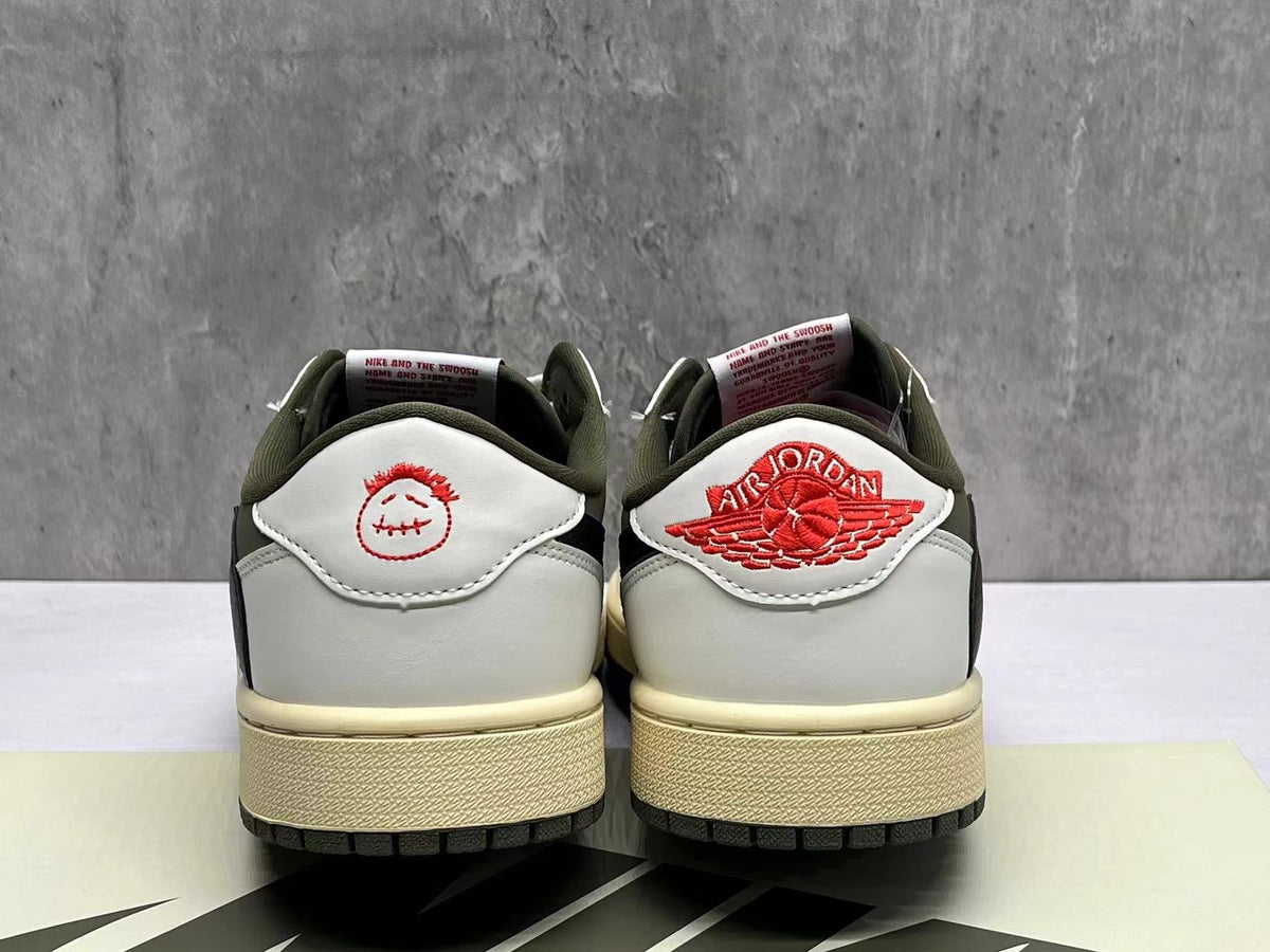 Travis Scott x Air Jordan 1 Low OG SP 'Medium Olive'
