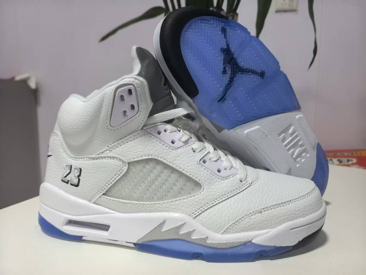 Air Jordan 5 Retro OG "White/Black/Metallic Silver" (Men's)