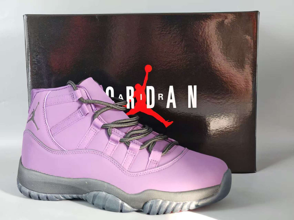 Air Jordan 11 'Mojave' (2025)