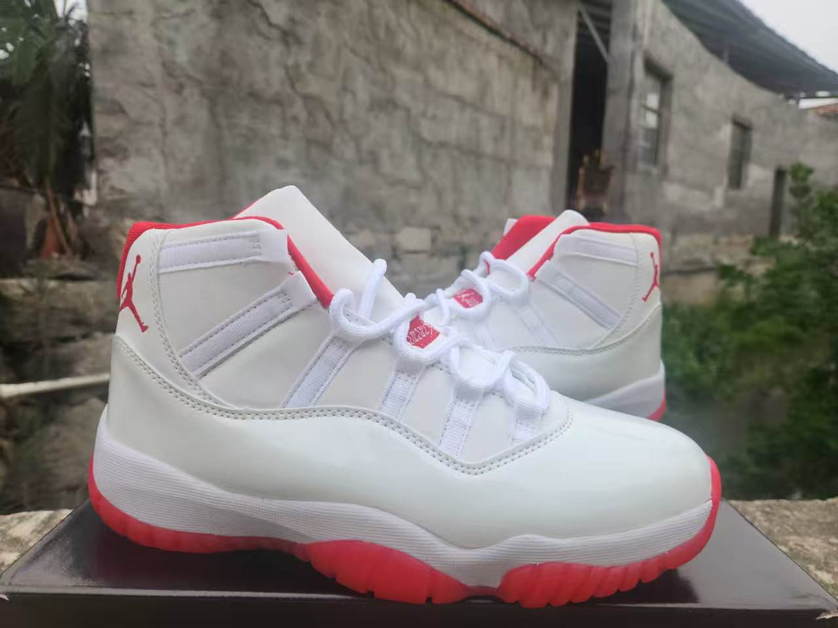 Air Jordan 11 Retro 'Varsity Red Bottom' (Custom)