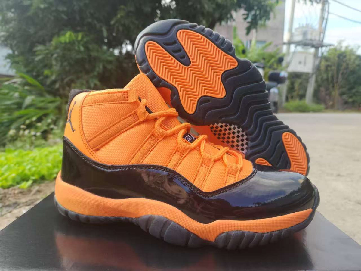 Air Jordan 11 Retro "Black Orange"