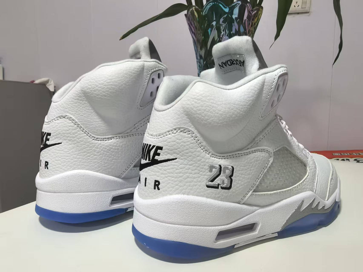 Air Jordan 5 Retro OG "White/Black/Metallic Silver" (Men's)