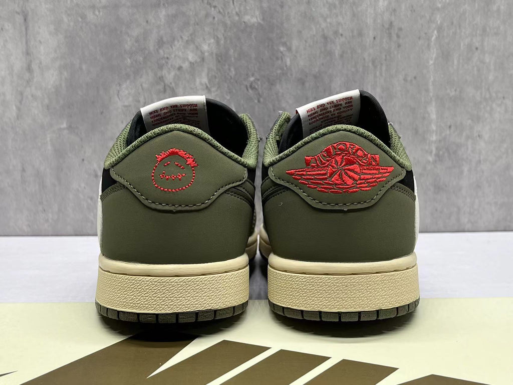 Travis Scott x Air Jordan 1 Low OG 'Medium Olive'