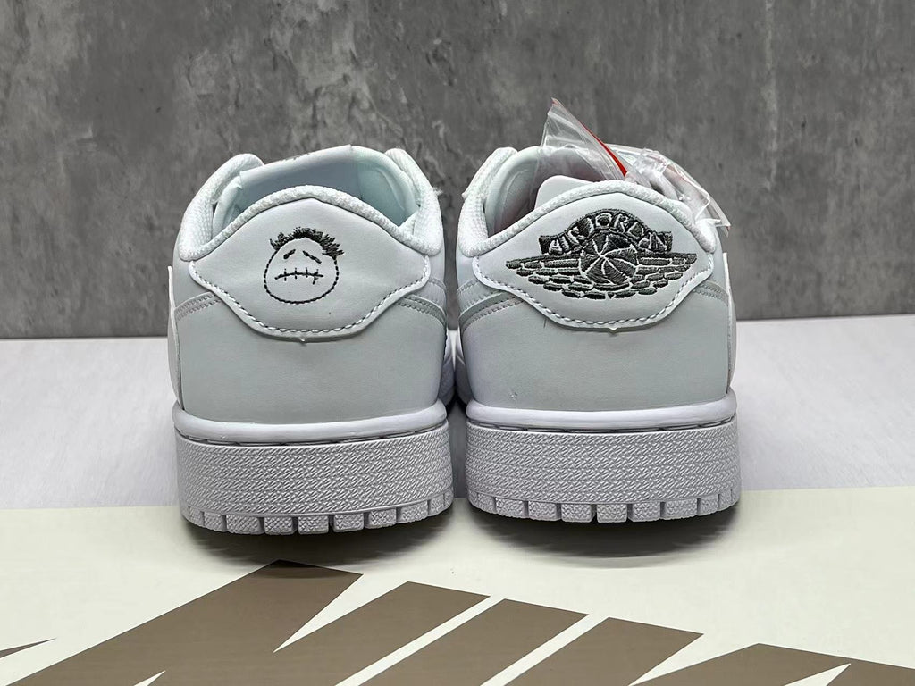 Men's Air Jordan 1 Retro Low Sneakers, White