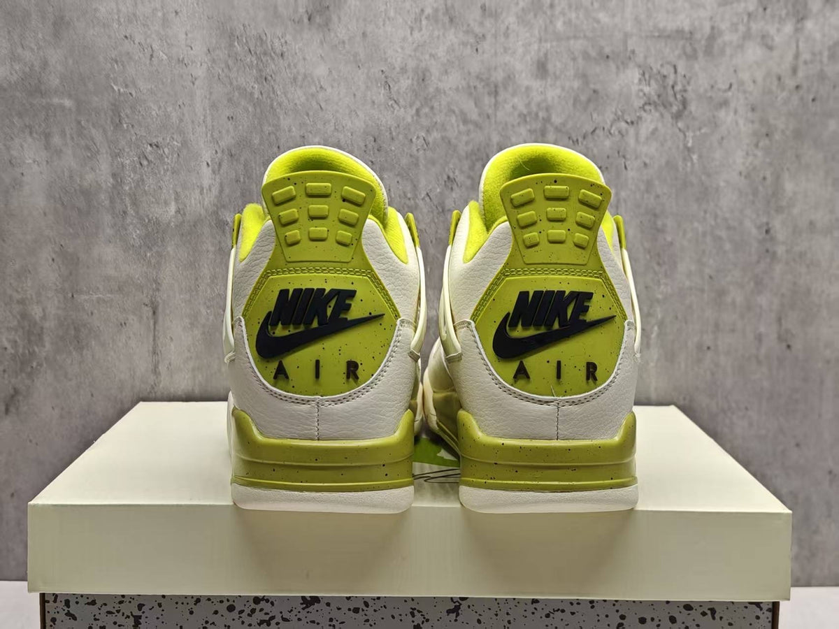 Air Jordan 4 Retro 'Oil Green' (Women's)
