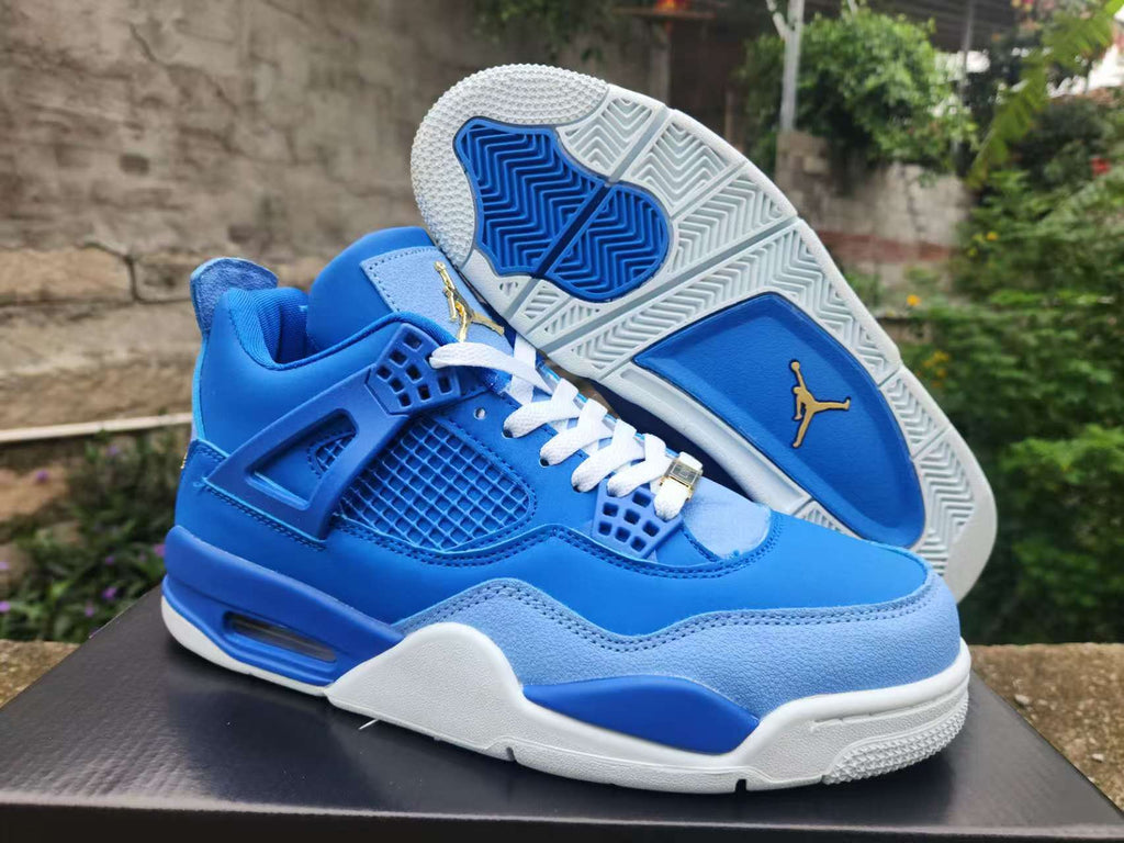 Air Jordan 4 "University Blue"