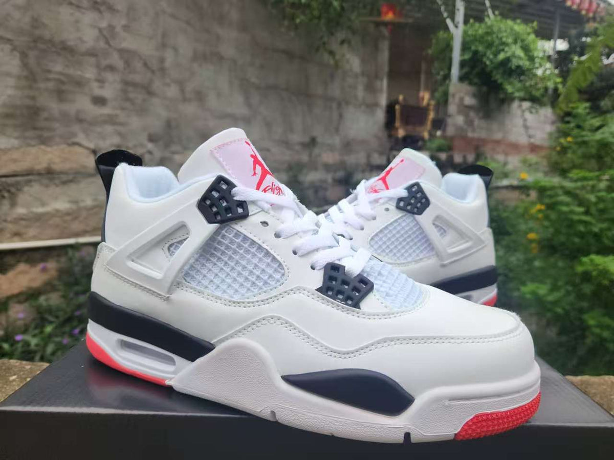Air Jordan 4 Retro "Red Cement"