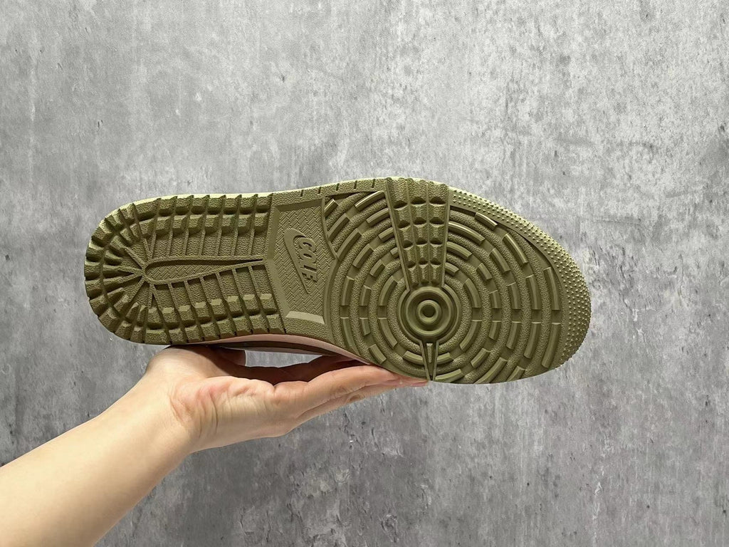 Travis Scott x Air Jordan 1 Low Golf 'Neutral Olive'