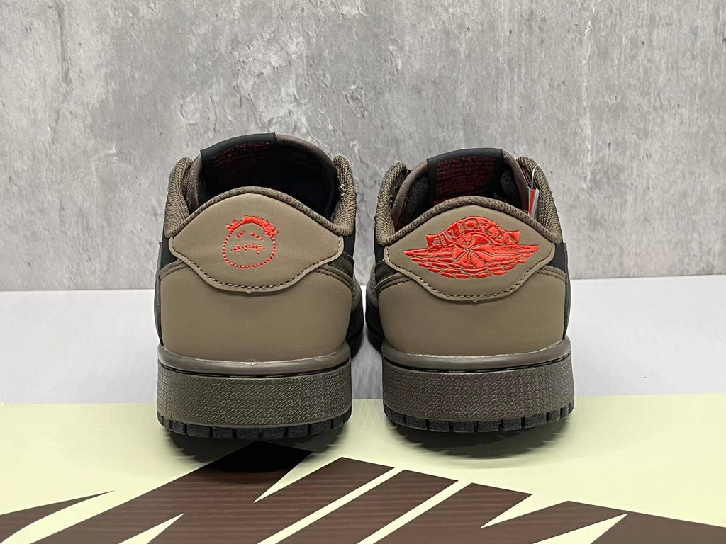 Air Jordan 1 High Dior Reverse Swoosh Low-Top Sneakers