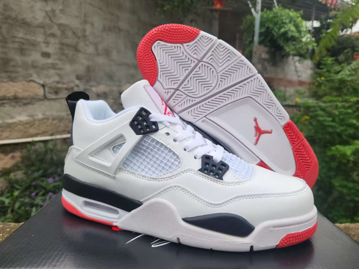 Air Jordan 4 Retro "Red Cement"
