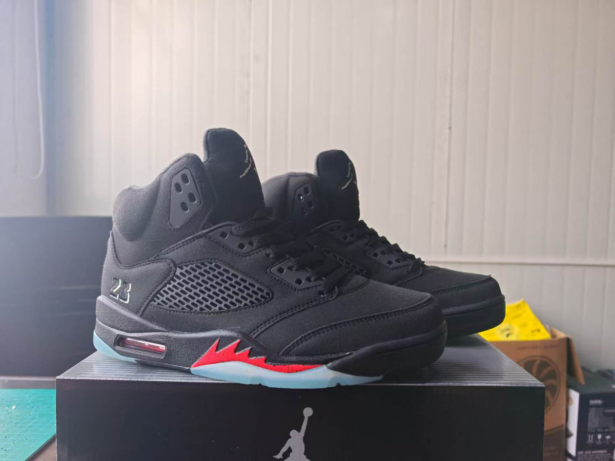 Air Jordan 5 Retro 'Halloween' (2026)