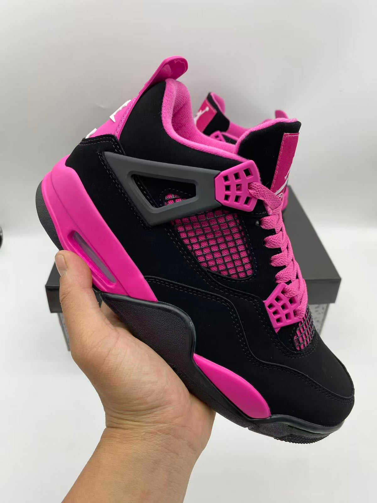 Air Jordan 4 Retro 'Vivid Pink'