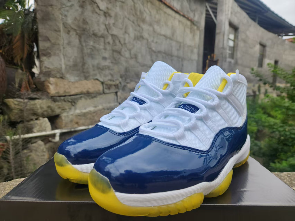 Air Jordan 11 Retro 'Michigan' (Custom)