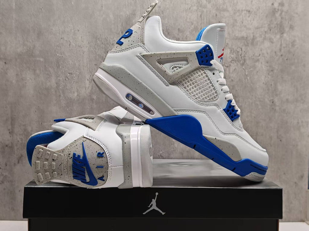 Air Jordan 4 Retro 'Military Blue' (2006)